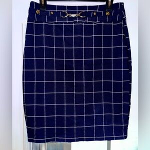 SZ Medium Soho Apparel navy blue and white plaid pencil skirt